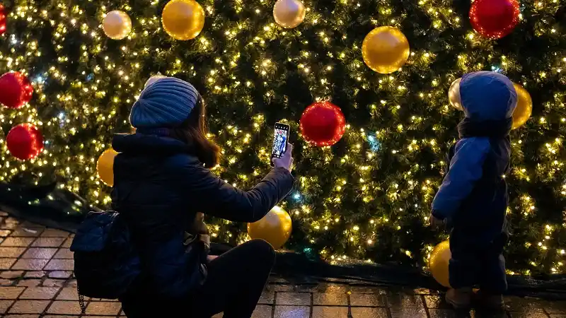 Myrtle Beach Christmas Light Hanging Service
