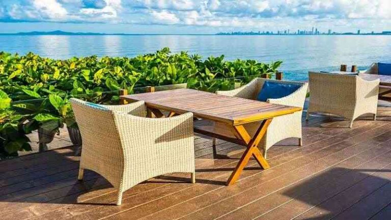 How to Choose the Right Teak Outdoor Dining Set